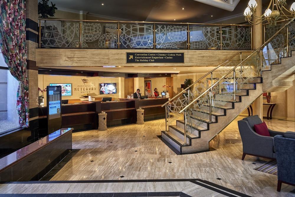 Peermont Metcourt Suites At Emperors Palace Kempton Park Exterior photo
