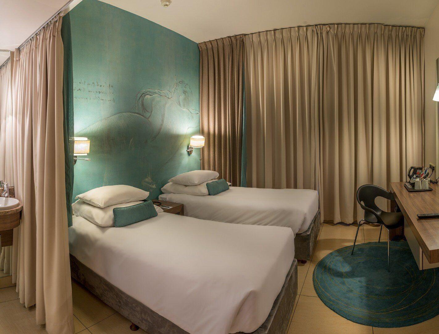 Peermont Metcourt Suites At Emperors Palace Kempton Park Exterior photo