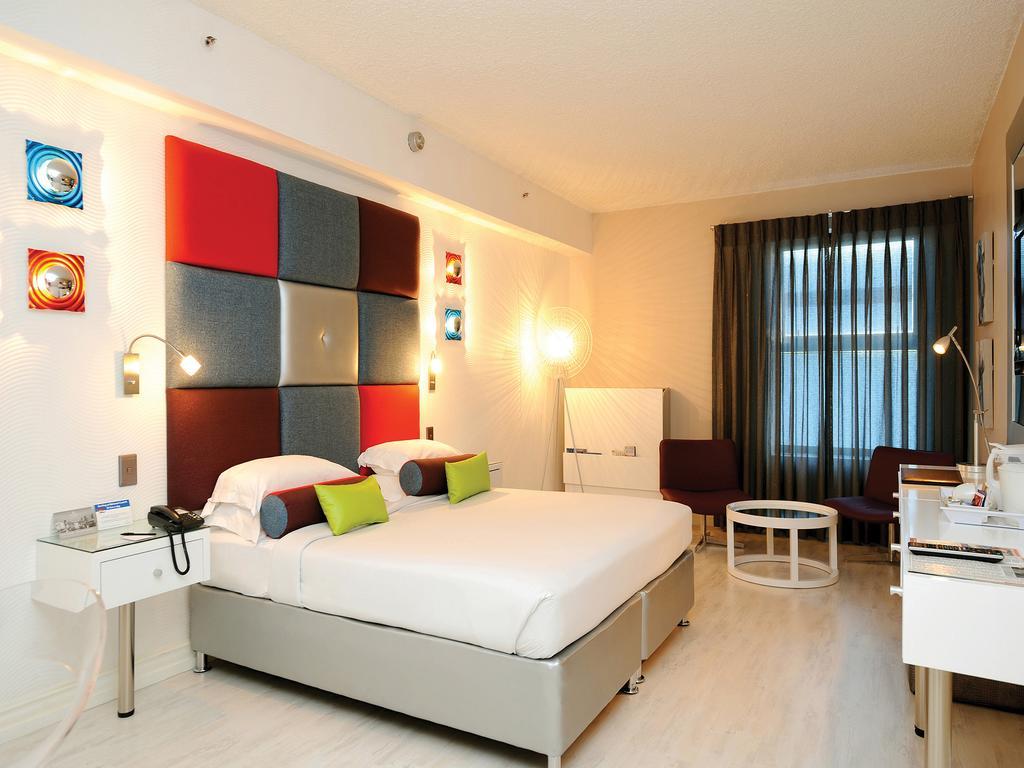 Peermont Metcourt Suites At Emperors Palace Kempton Park Exterior photo
