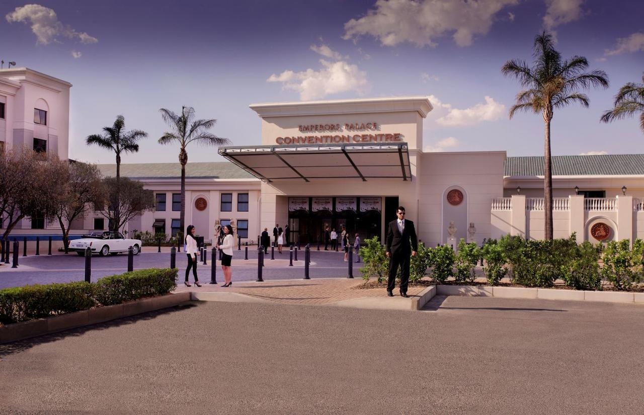 Peermont Metcourt Suites At Emperors Palace Kempton Park Exterior photo