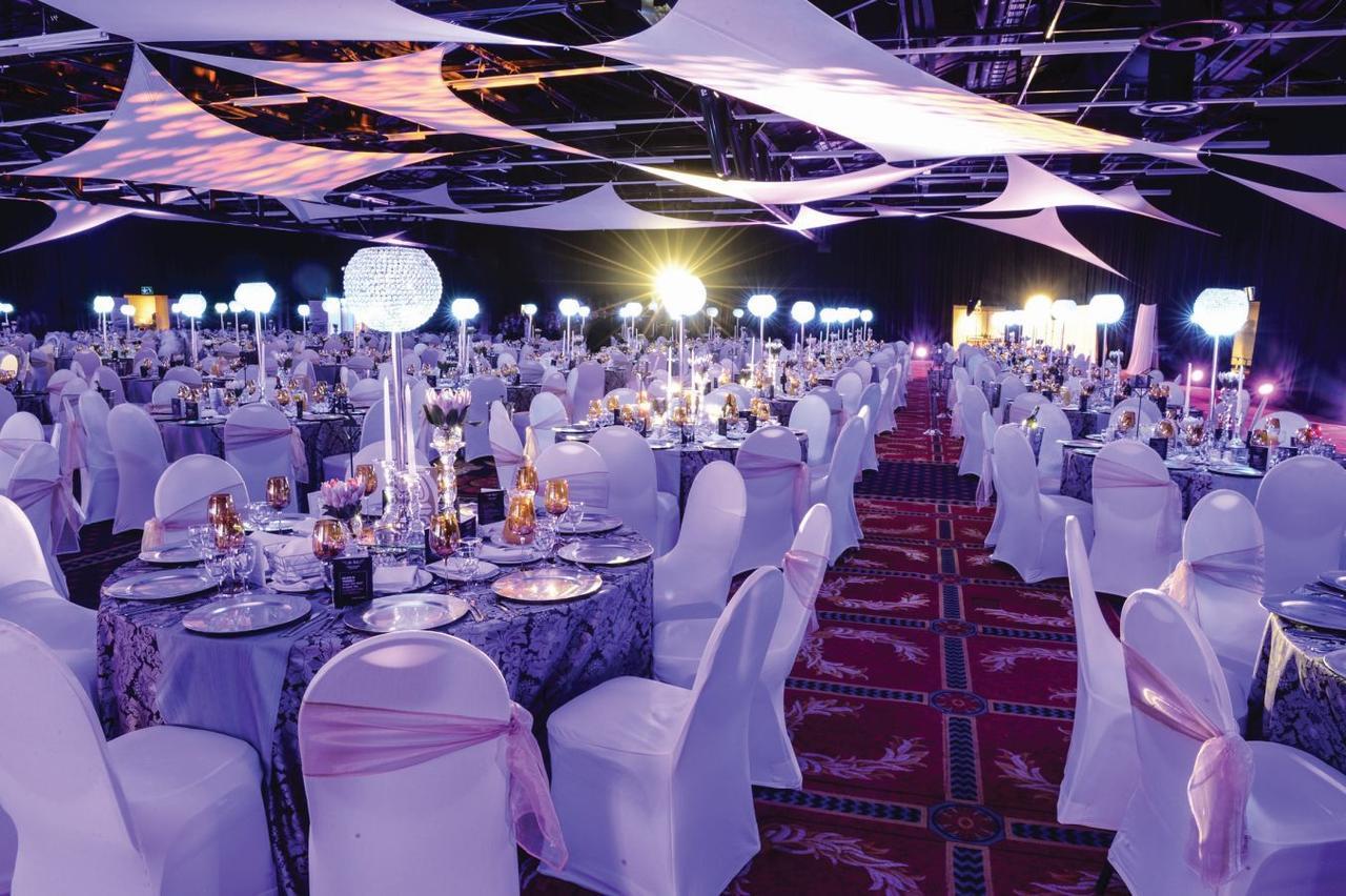 Peermont Metcourt Suites At Emperors Palace Kempton Park Exterior photo