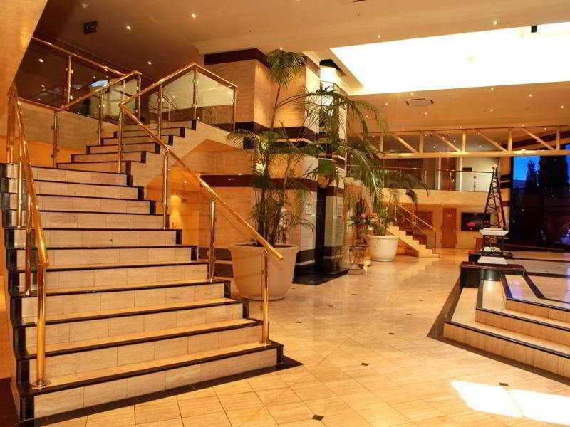 Peermont Metcourt Suites At Emperors Palace Kempton Park Exterior photo