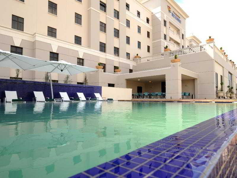 Peermont Metcourt Suites At Emperors Palace Kempton Park Exterior photo